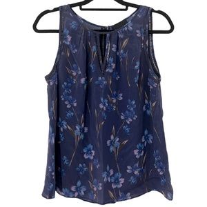 Greylin 100% silk sleeveless top.